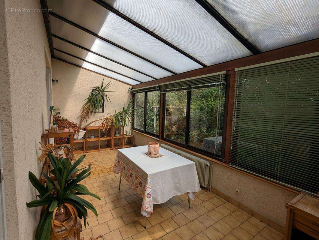 Maison à SAINT-ELIPH