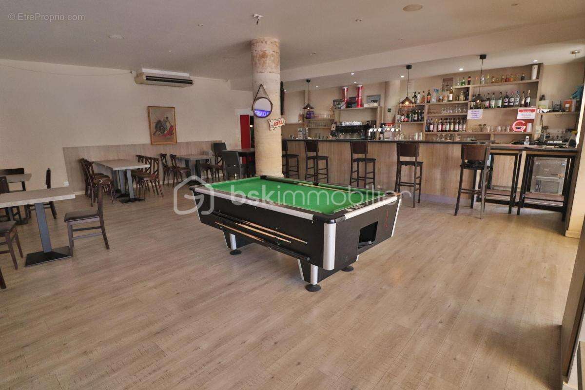 Commerce à MONTFRIN