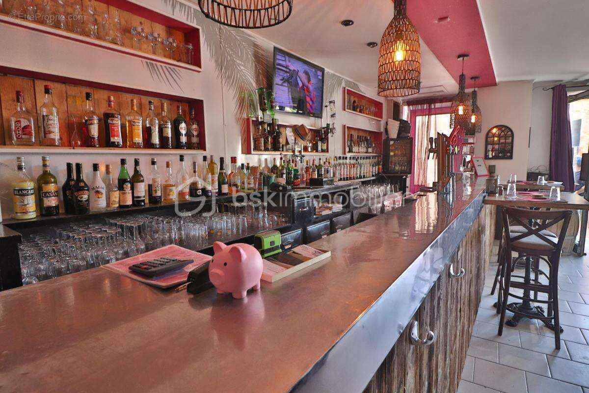 Commerce à MONTFRIN