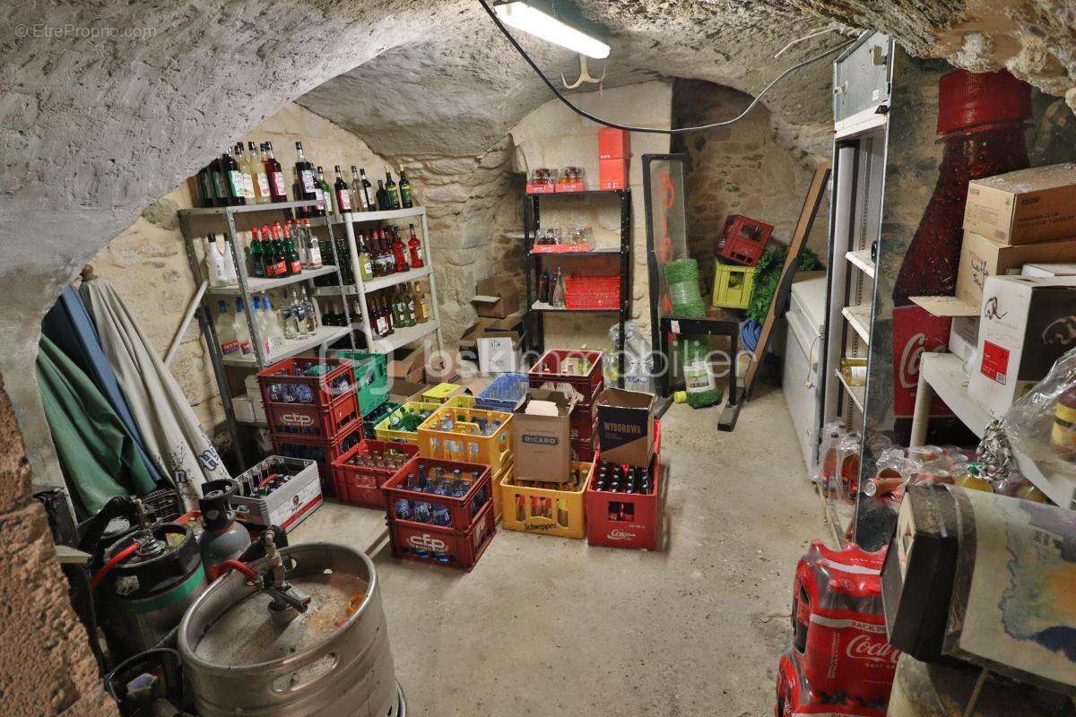 Commerce à MONTFRIN