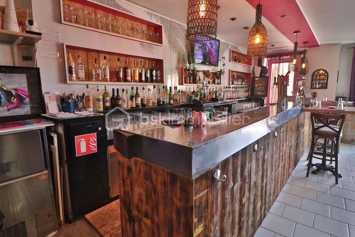 Commerce à MONTFRIN