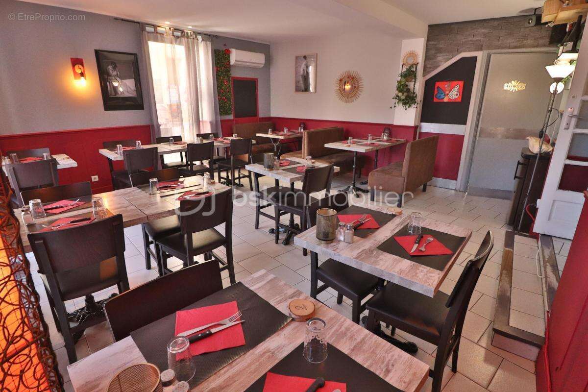 Commerce à MONTFRIN