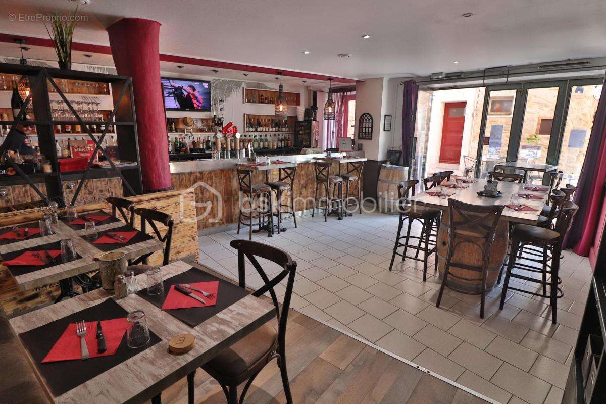 Commerce à MONTFRIN