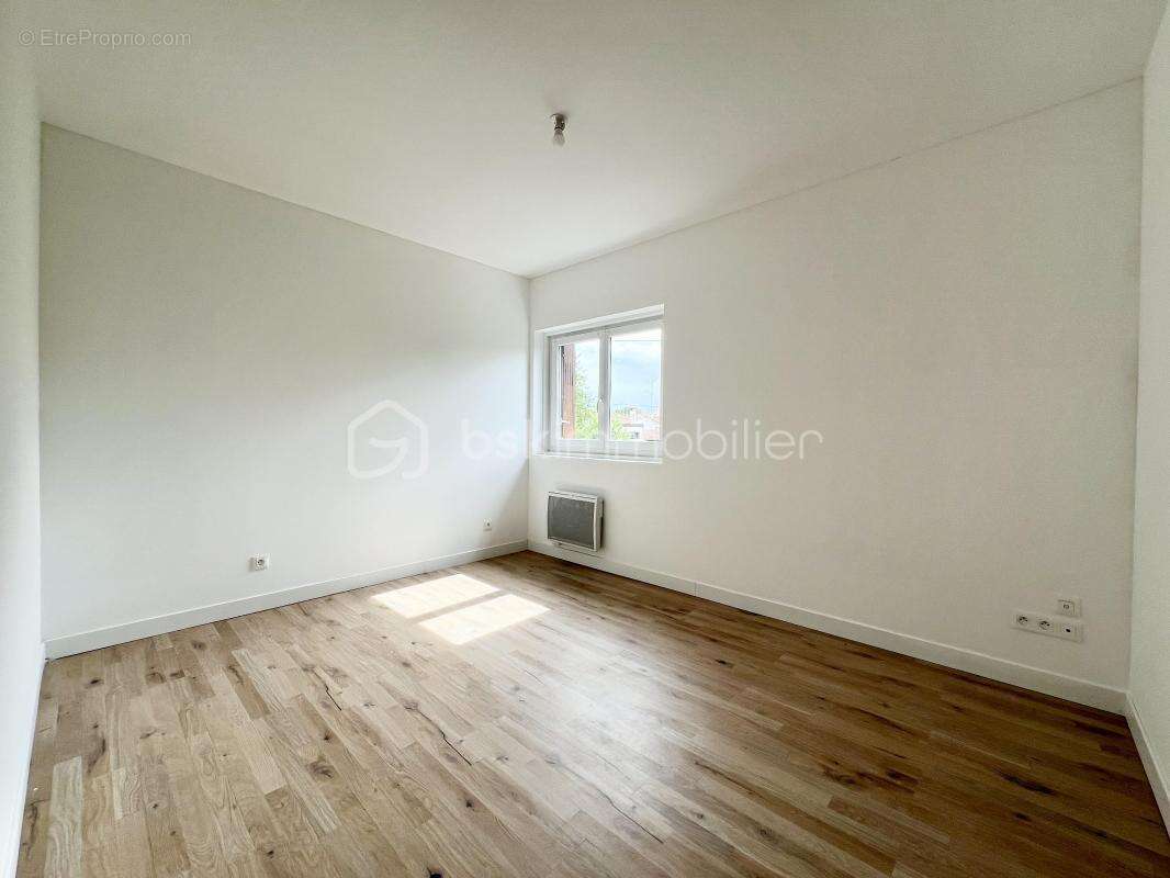 Maison à SAINT-AIGULIN