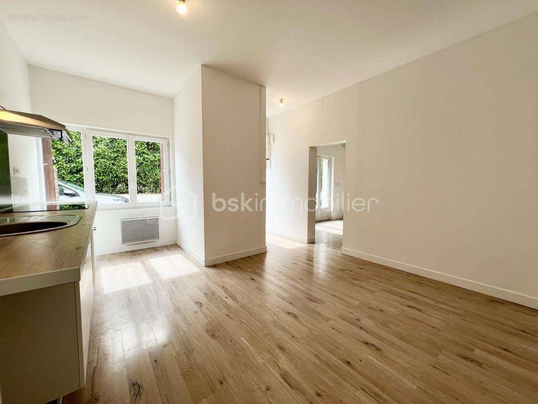 Maison à SAINT-AIGULIN