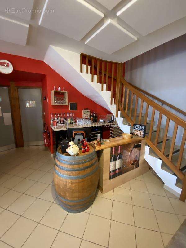 Commerce à SAINTE-JULIE