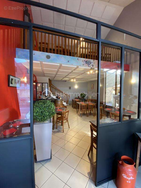 Commerce à SAINTE-JULIE