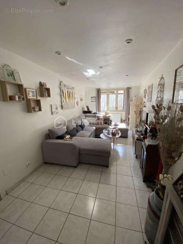 Appartement à MONTLUEL