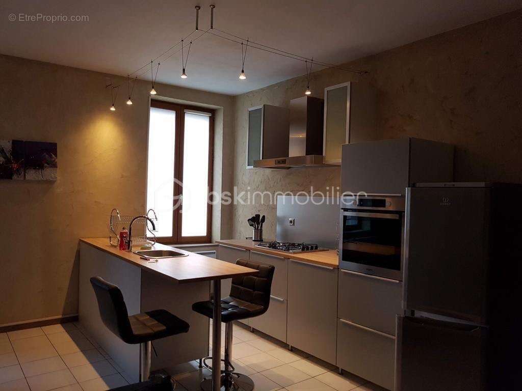 Appartement à SAINT-ETIENNE