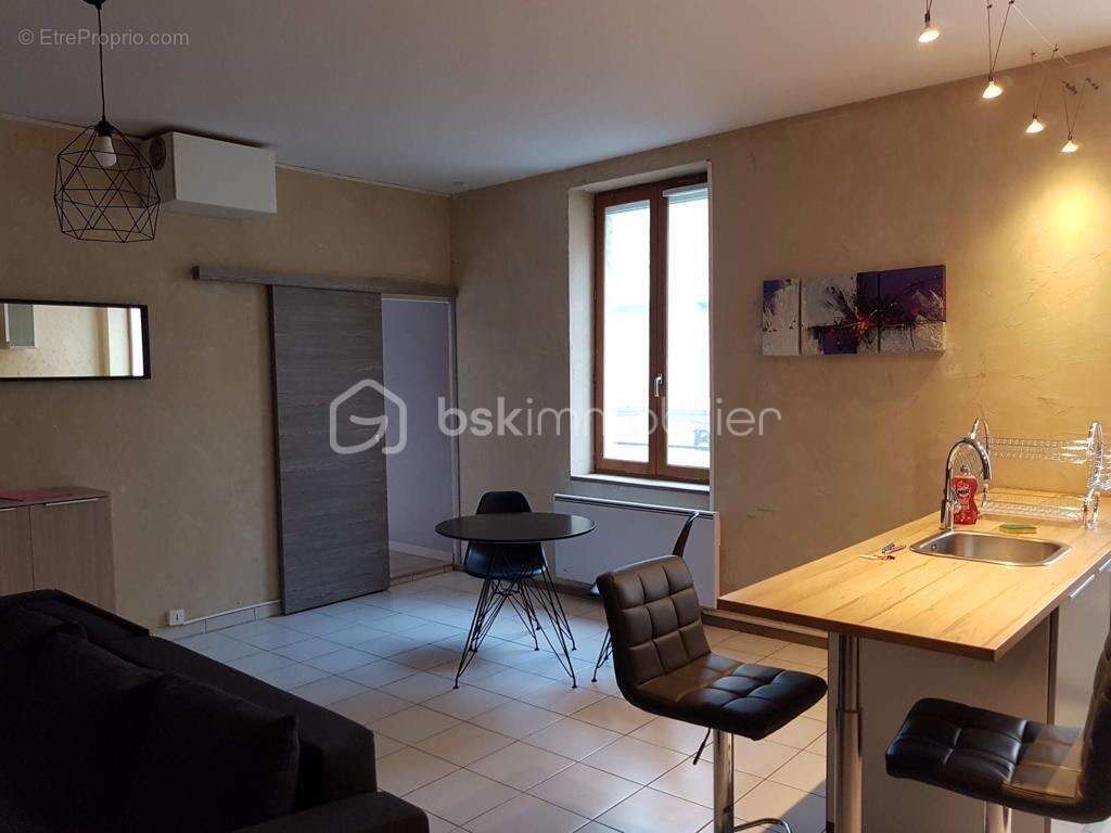 Appartement à SAINT-ETIENNE