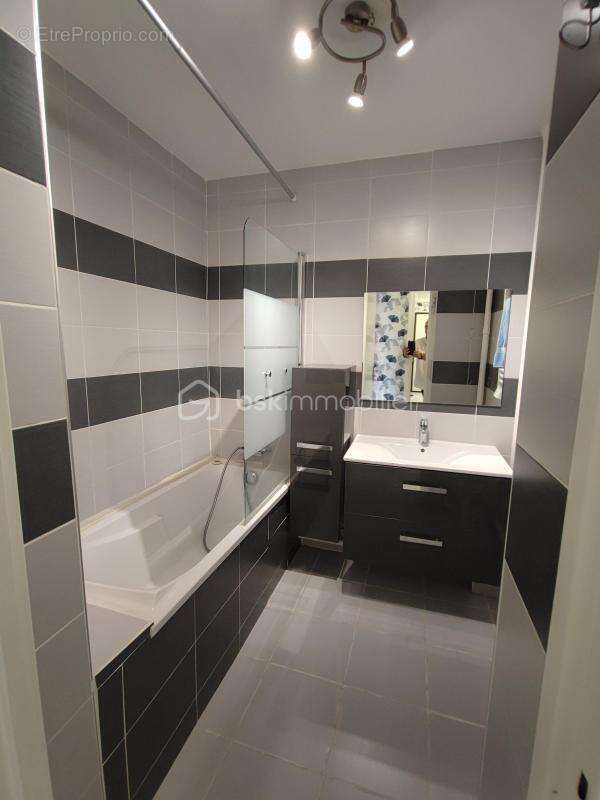 Appartement à ROSNY-SOUS-BOIS