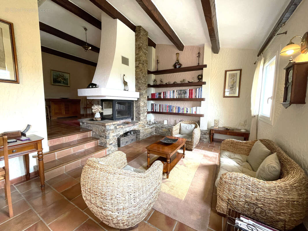 Maison à LA LONDE-LES-MAURES