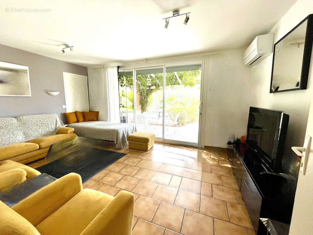 Maison à LA LONDE-LES-MAURES