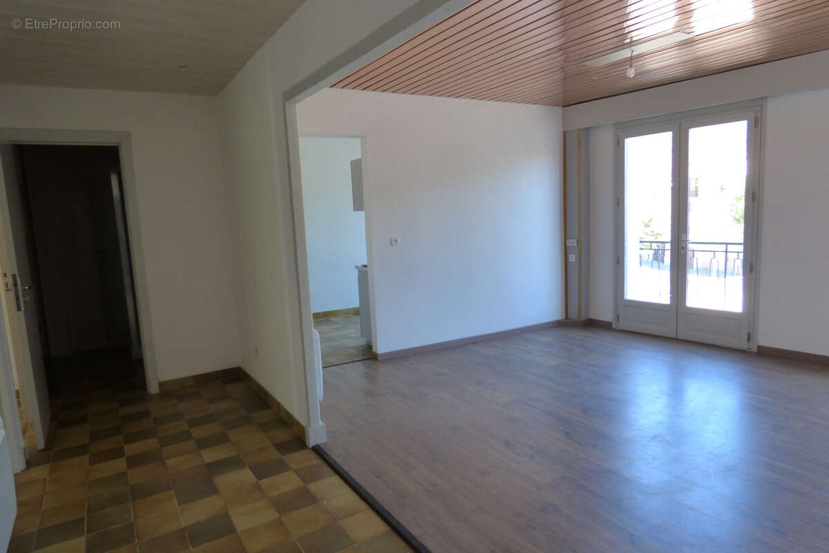 Appartement à TALLARD