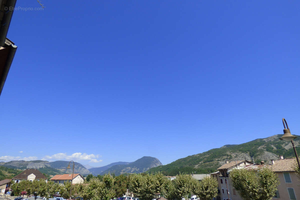 Appartement à TALLARD