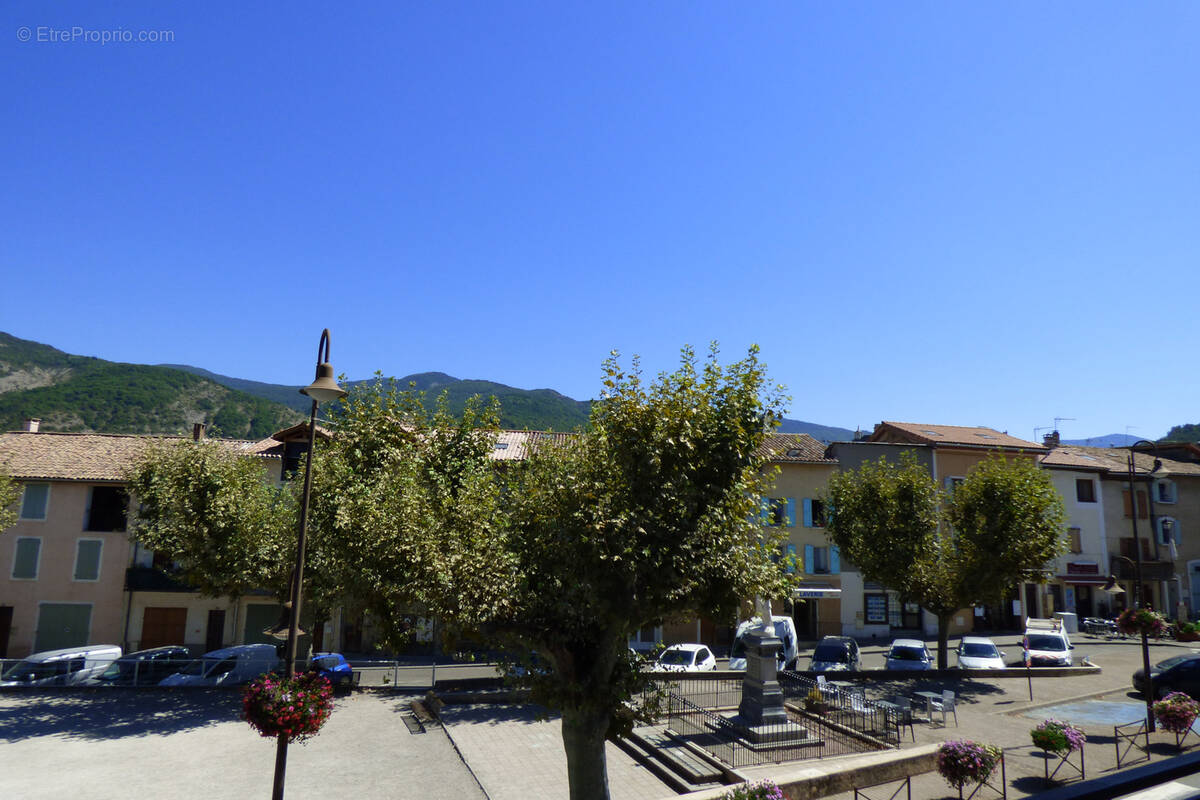 Appartement à TALLARD