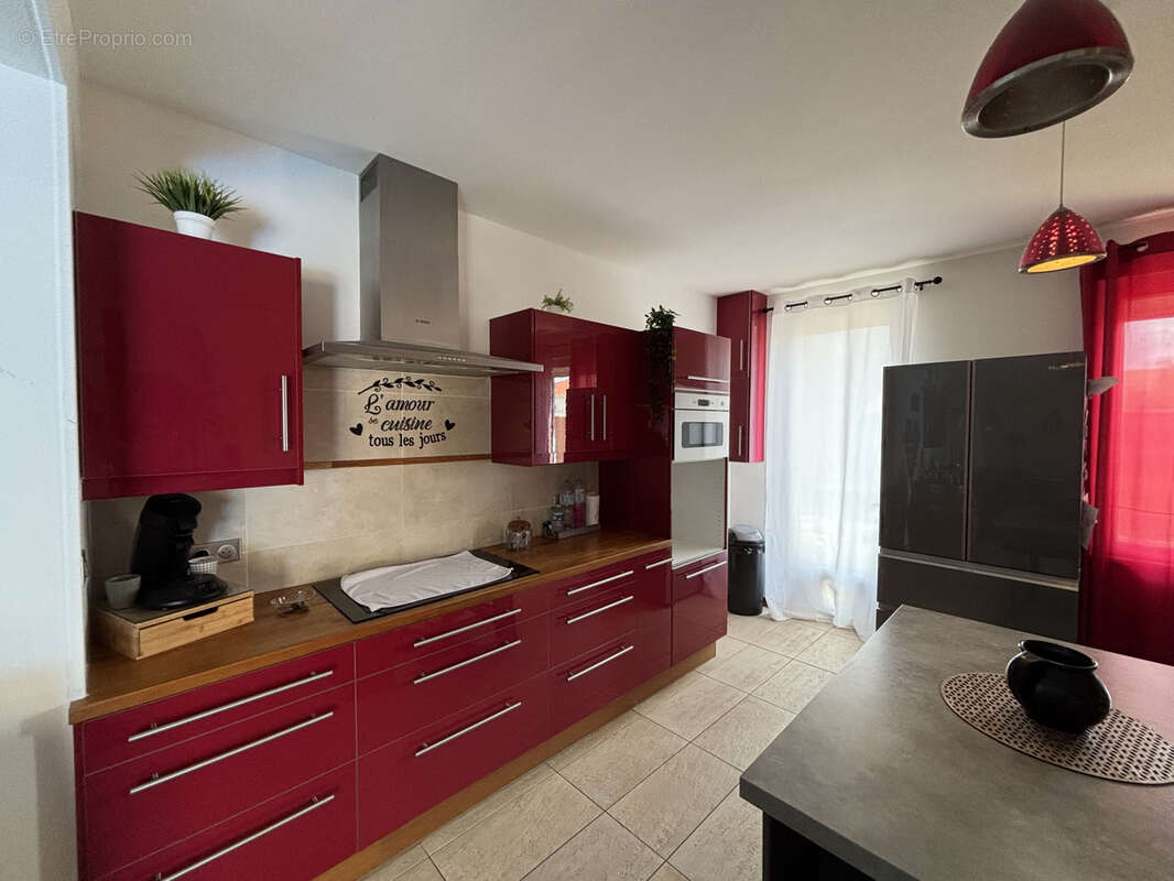 Maison à LES EGLISOTTES-ET-CHALAURES