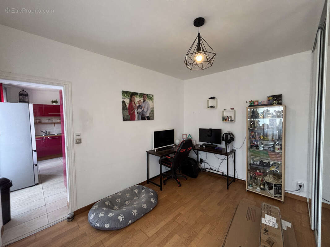 Maison à LES EGLISOTTES-ET-CHALAURES