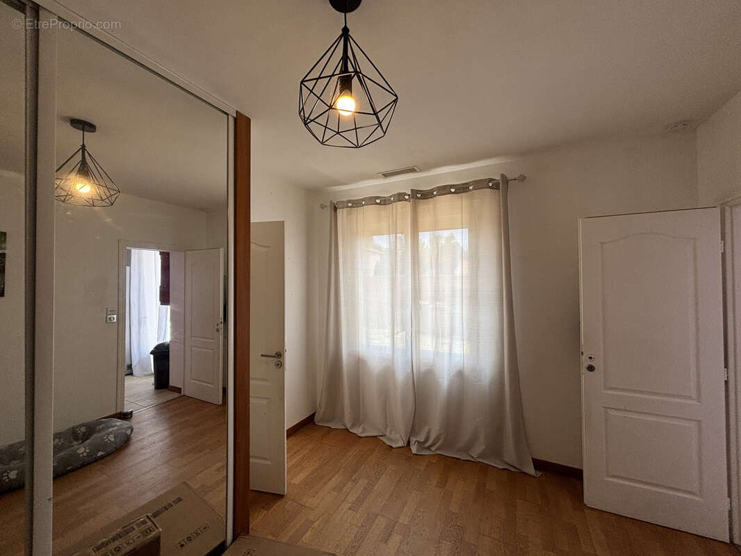 Maison à LES EGLISOTTES-ET-CHALAURES