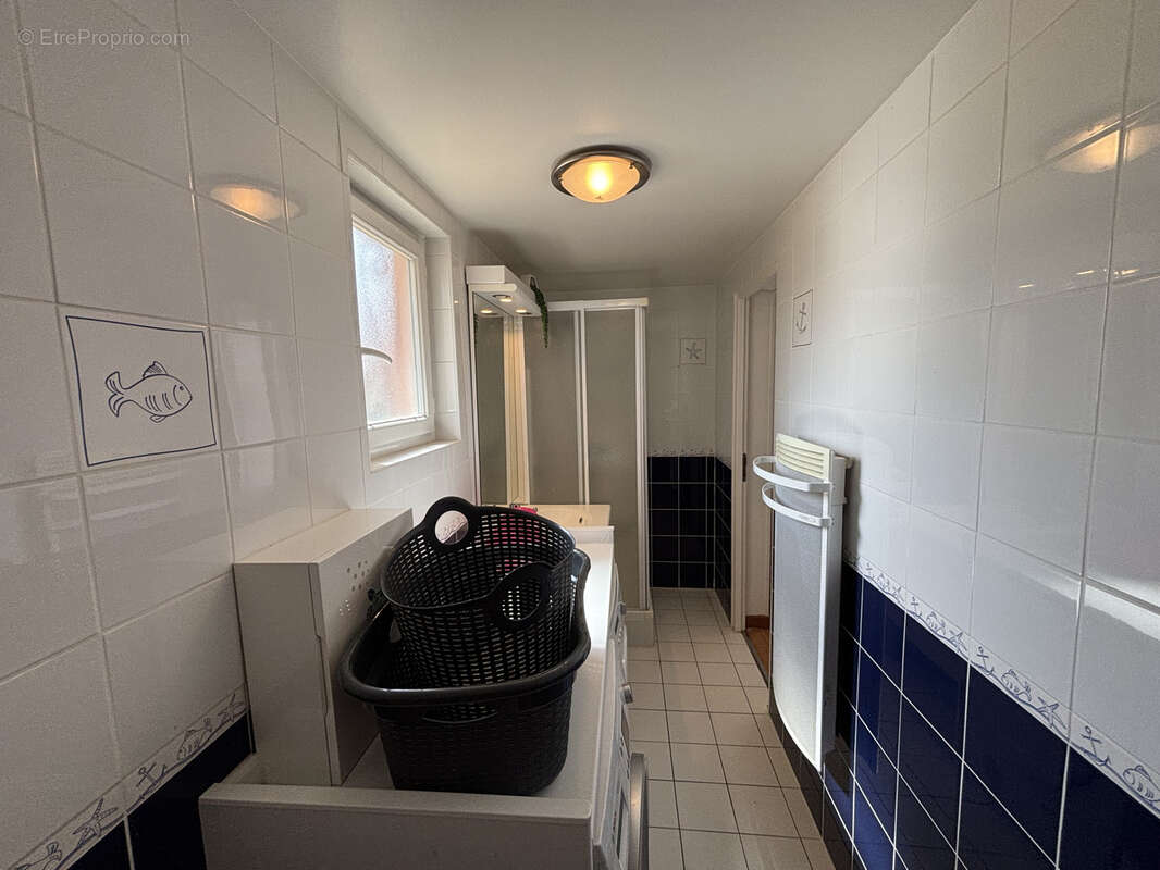 Maison à LES EGLISOTTES-ET-CHALAURES