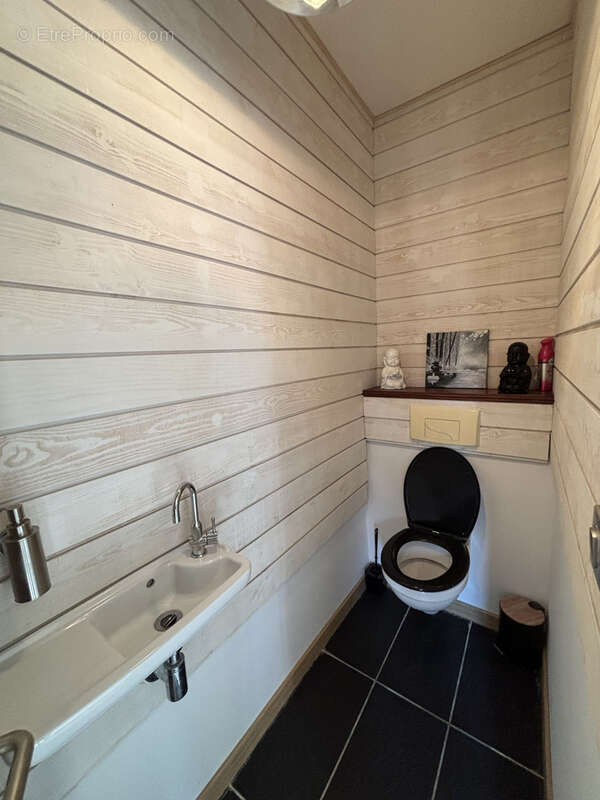 Maison à LES EGLISOTTES-ET-CHALAURES