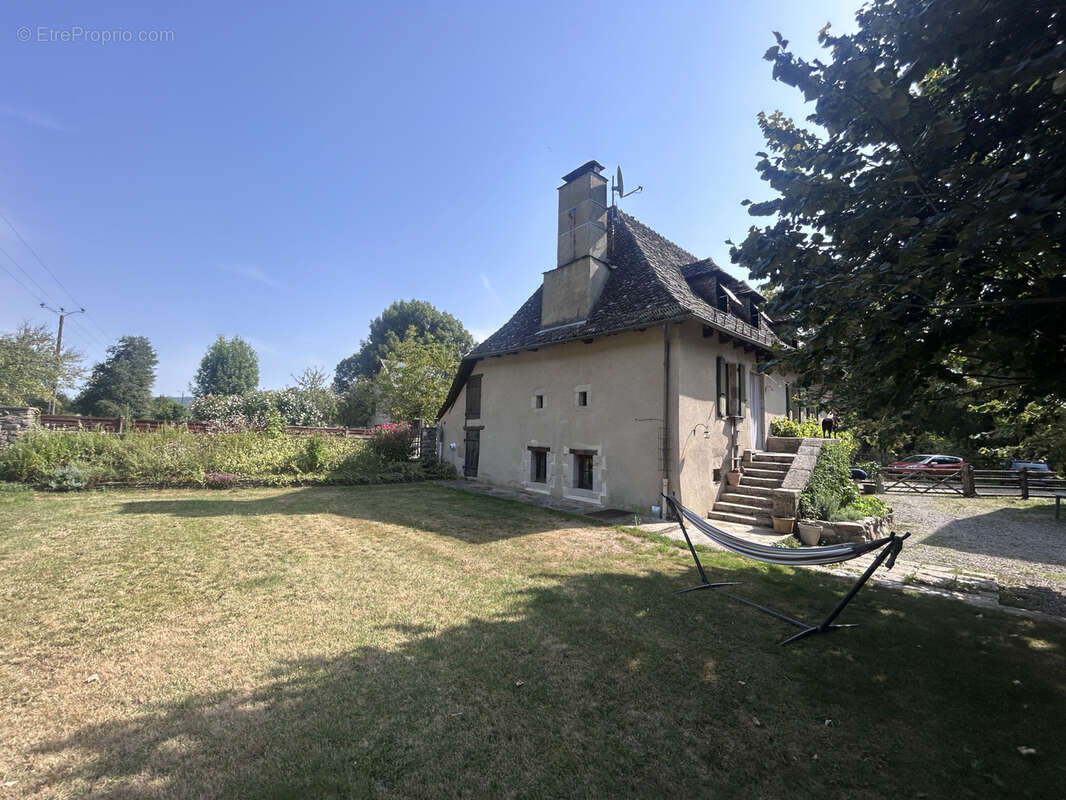 Maison à MONCEAUX-SUR-DORDOGNE