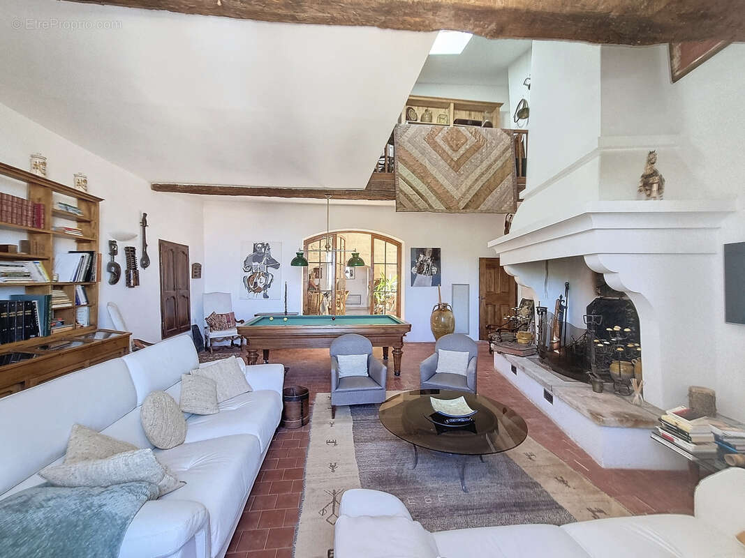 Maison à LE BARROUX