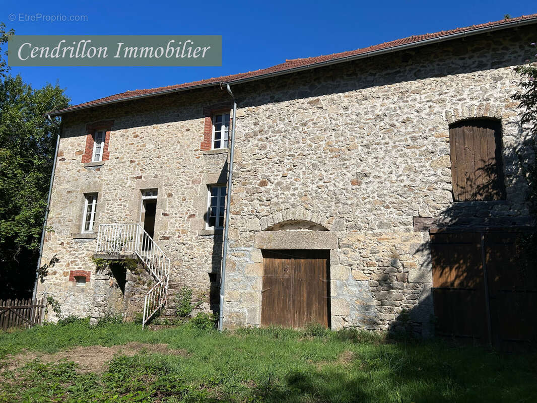 Maison à CHATELUS-LE-MARCHEIX