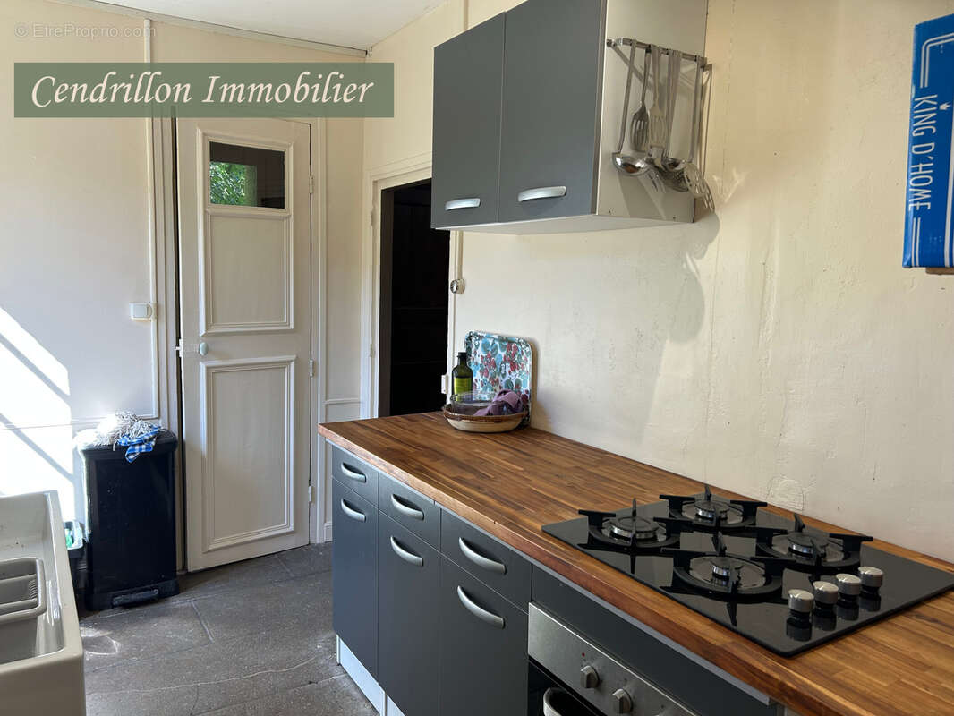 Maison à CHATELUS-LE-MARCHEIX