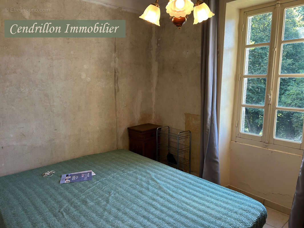 Maison à CHATELUS-LE-MARCHEIX