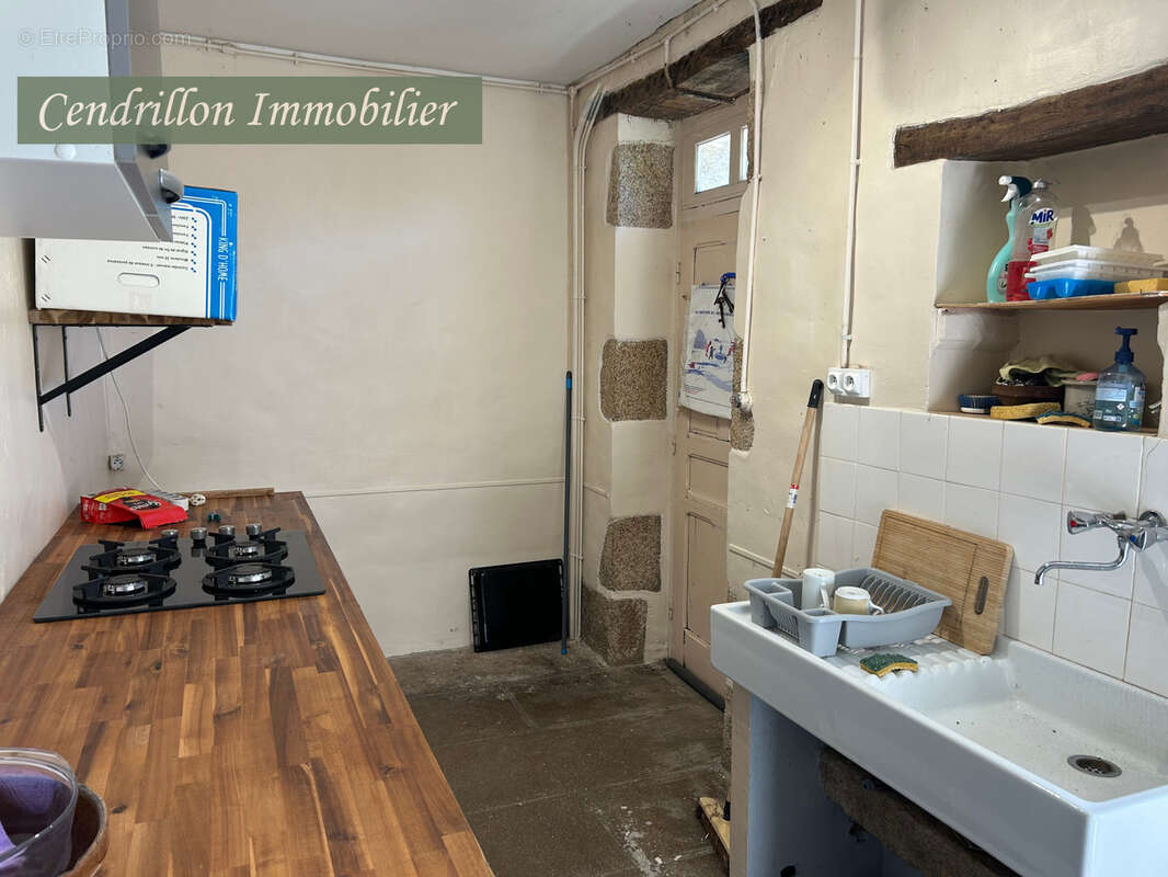 Maison à CHATELUS-LE-MARCHEIX