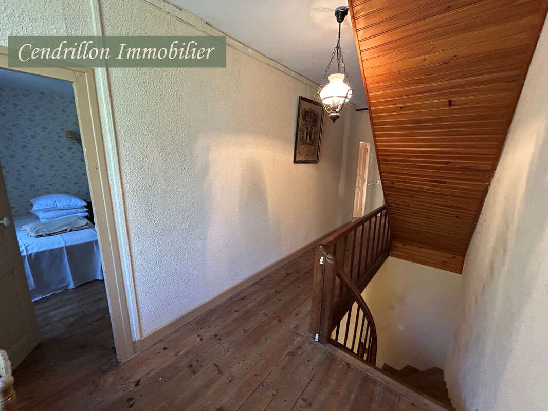 Maison à CHATELUS-LE-MARCHEIX