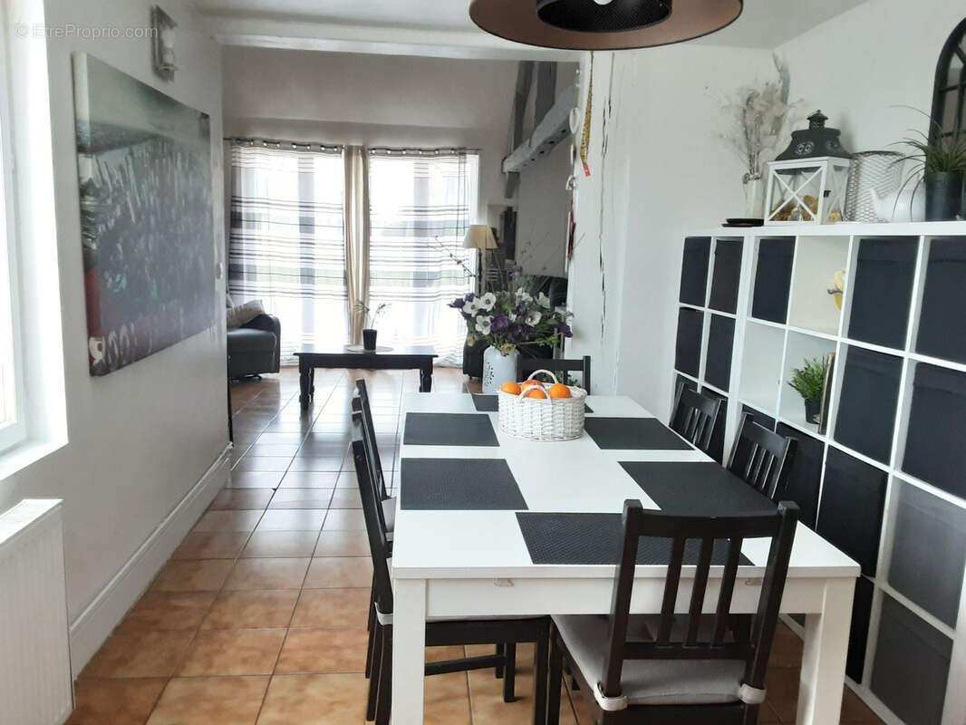 Maison à SAINTE-GENEVIEVE