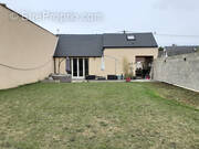 Maison à SAINTE-GENEVIEVE