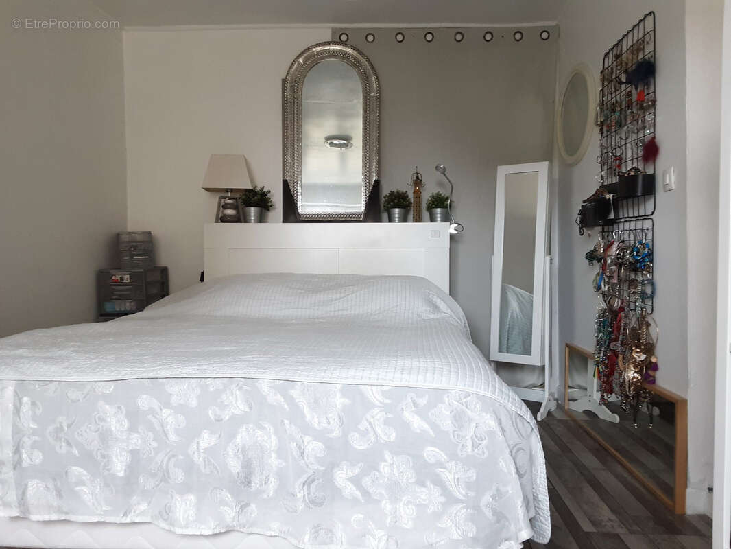 Maison à SAINTE-GENEVIEVE