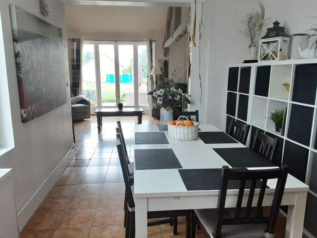 Maison à SAINTE-GENEVIEVE