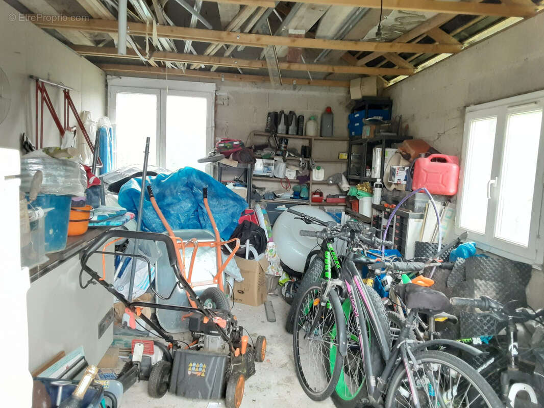 Maison à SAINTE-GENEVIEVE