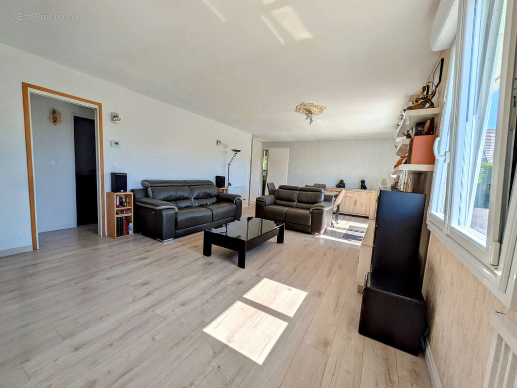 Maison à NEUILLY-EN-THELLE