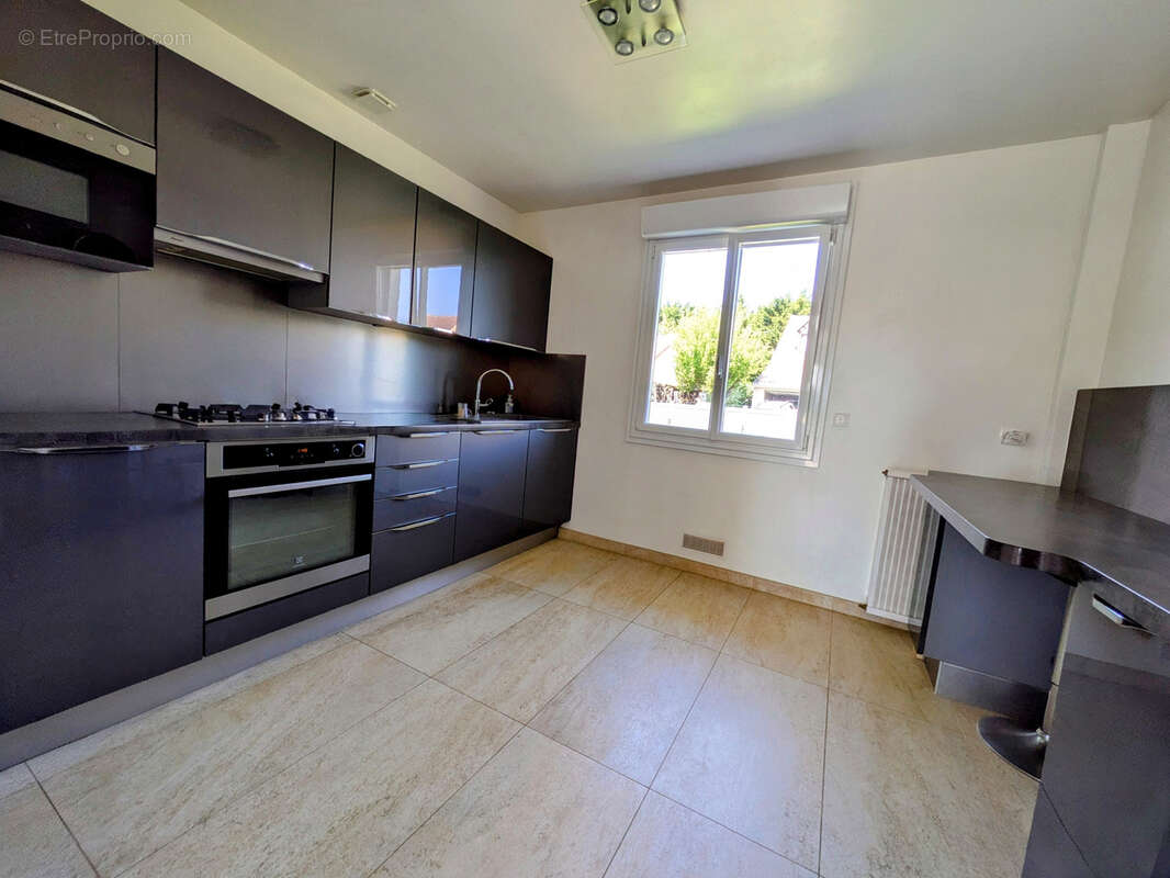 Maison à NEUILLY-EN-THELLE