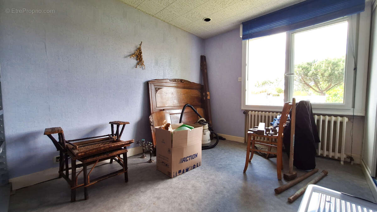 Maison à PONT-DU-CHATEAU