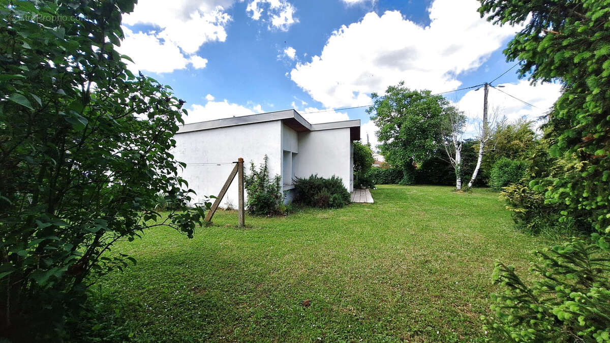 Maison à PONT-DU-CHATEAU