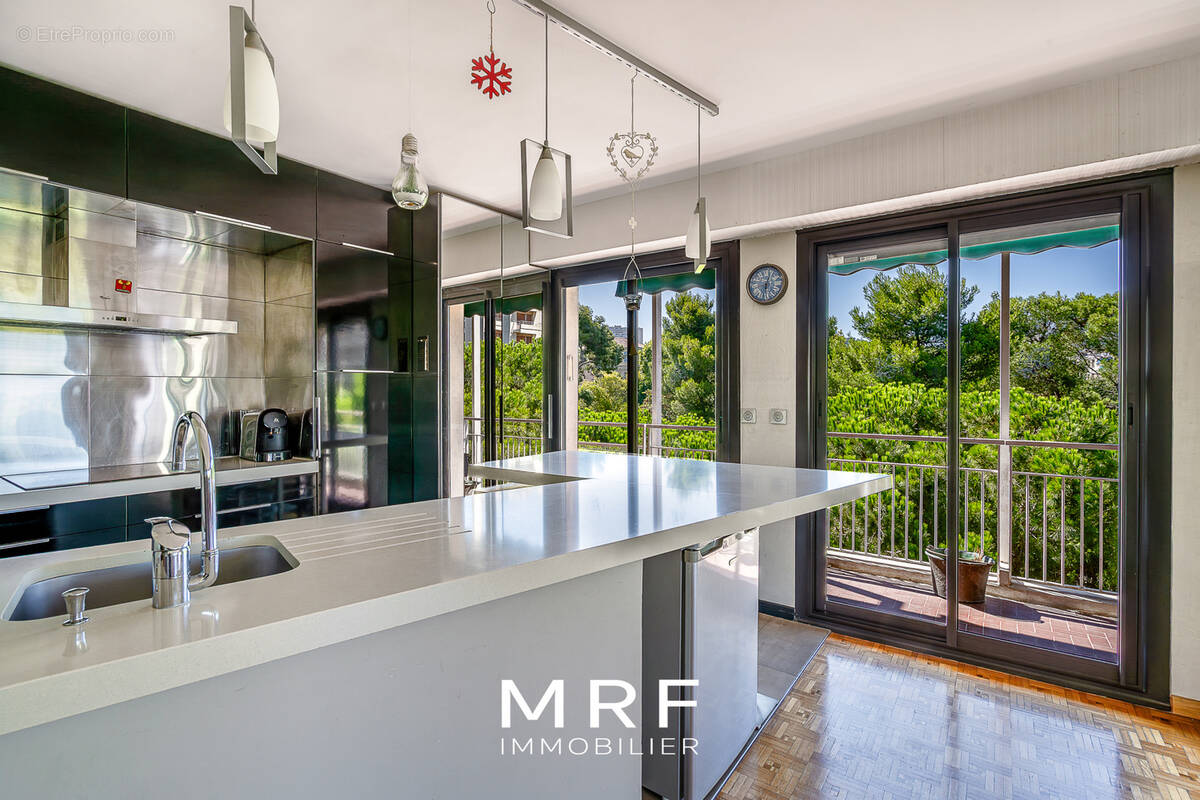 Appartement à MARSEILLE-9E