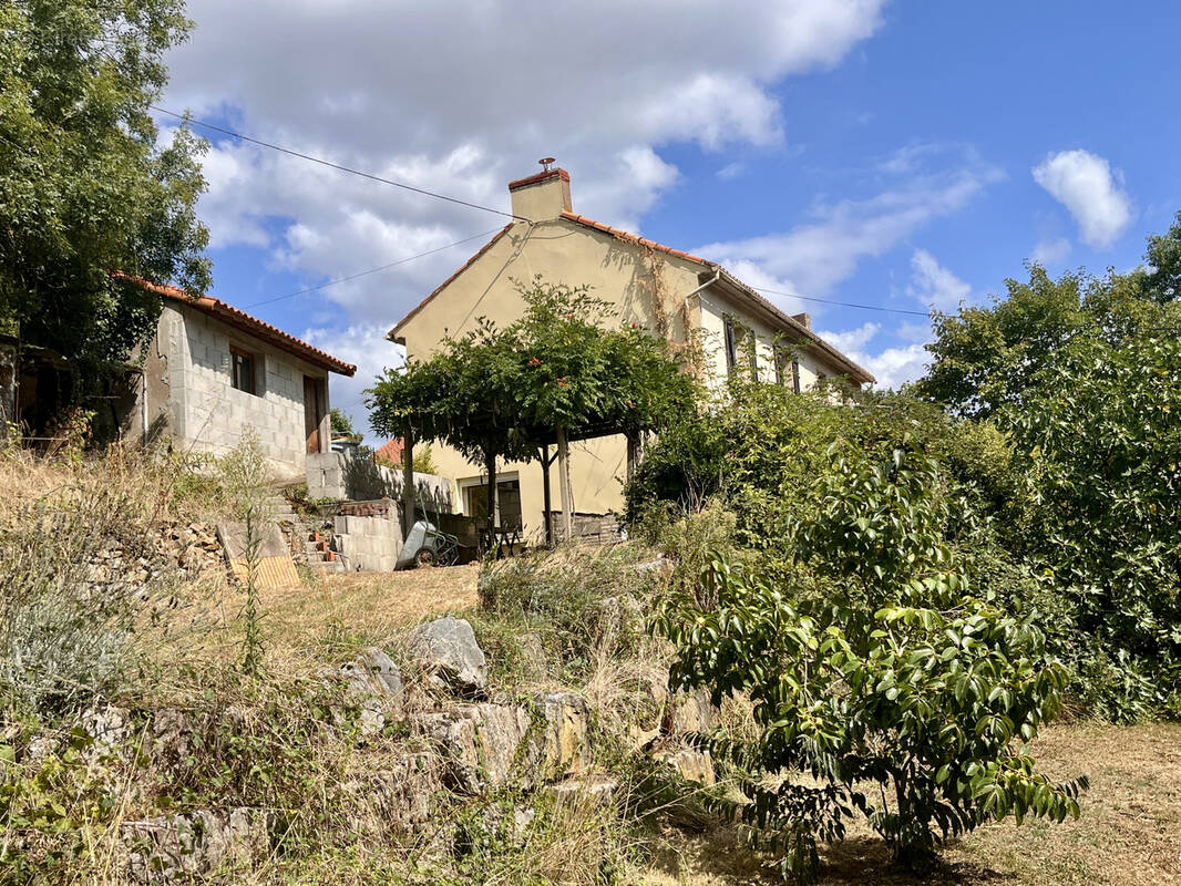 Maison à LA MONTAGNE