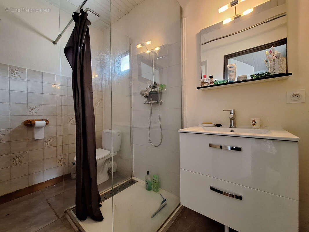 Maison à LABRUGUIERE