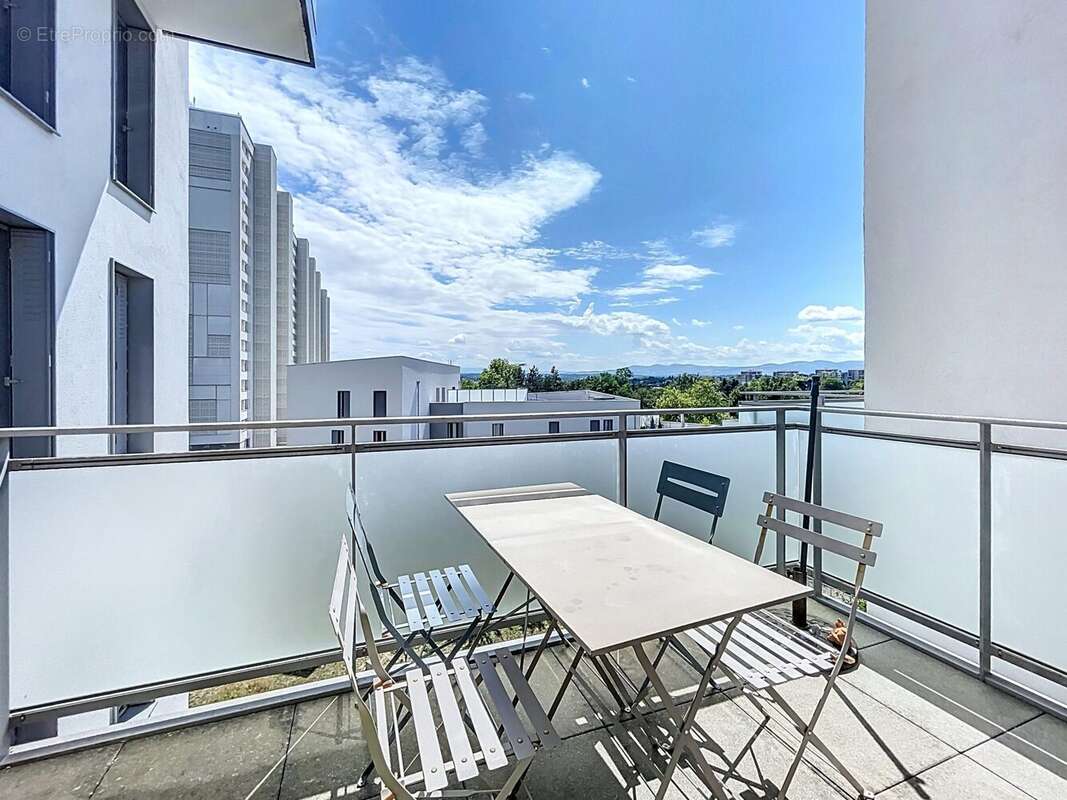 Appartement à LYON-9E