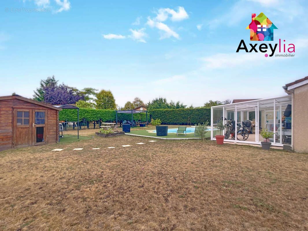 Maison à POUILLY-LES-NONAINS