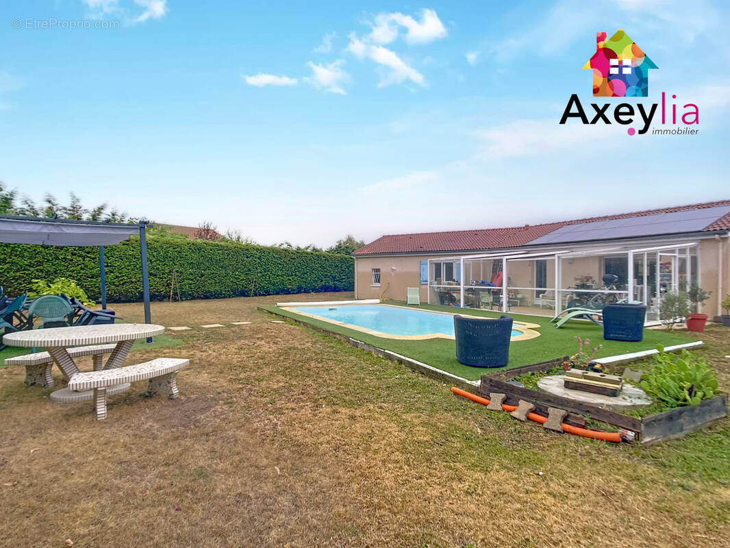 Maison à POUILLY-LES-NONAINS