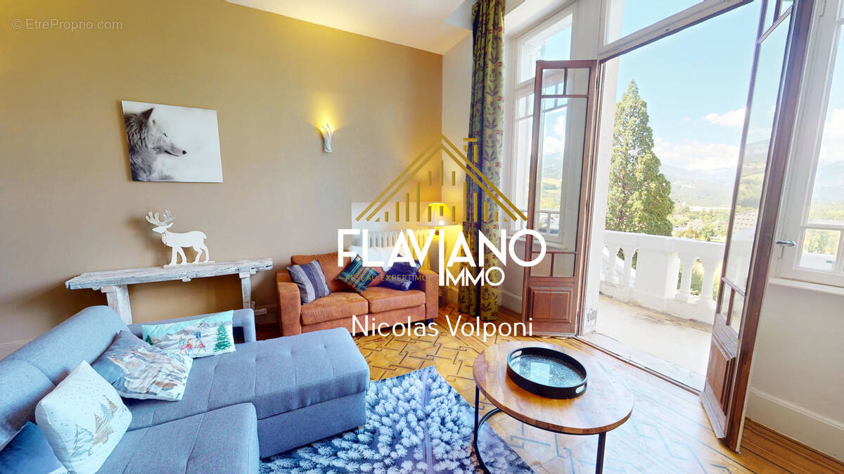 Appartement à JAUSIERS