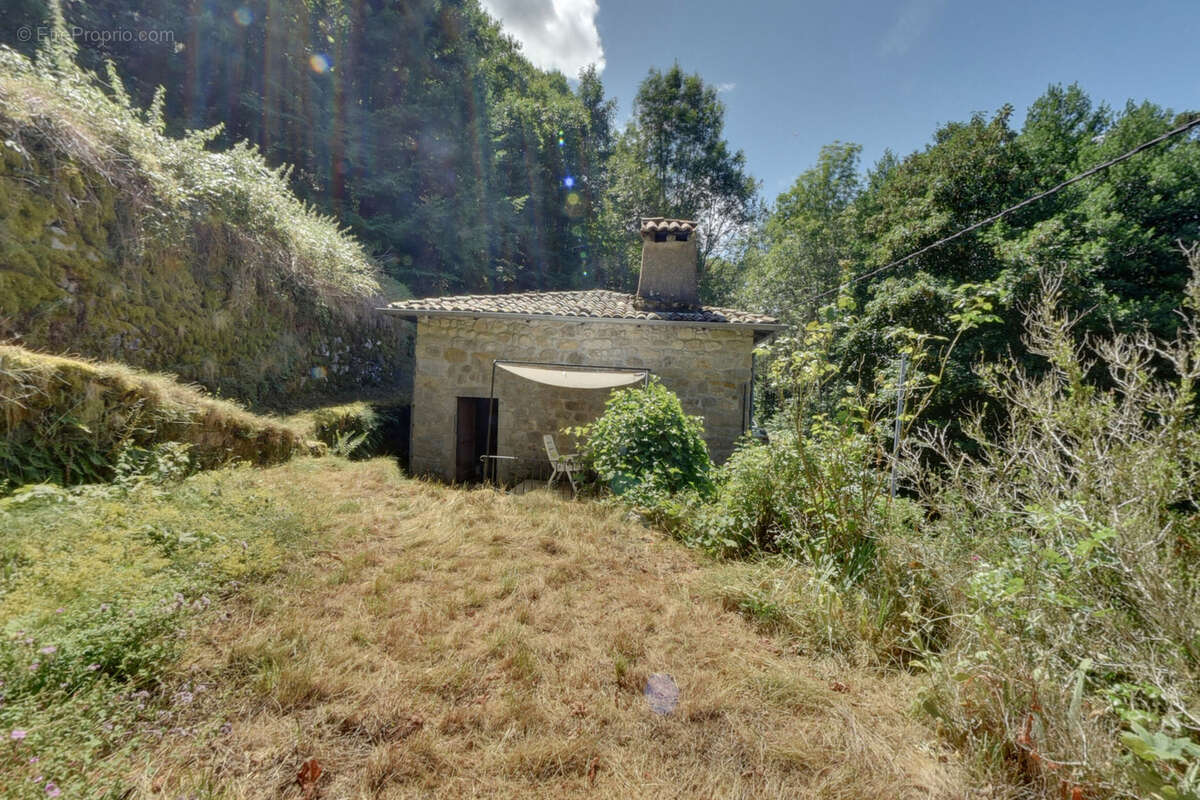 Maison à MARCOLS-LES-EAUX