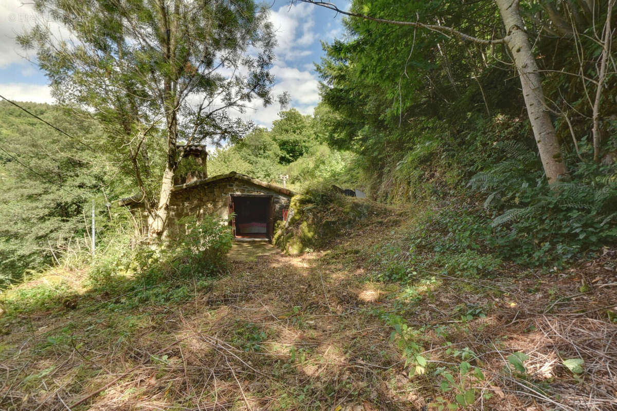 Maison à MARCOLS-LES-EAUX